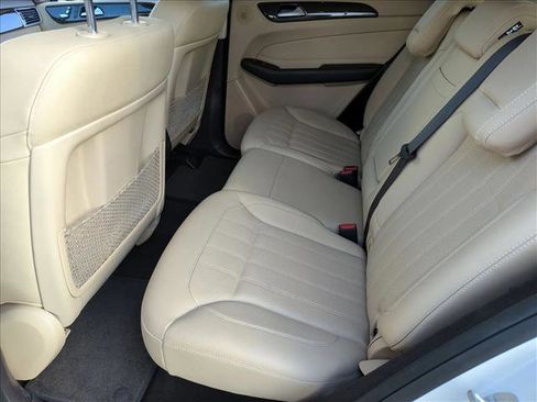 Used 2017 Mercedes-Benz GLE 350 image 12