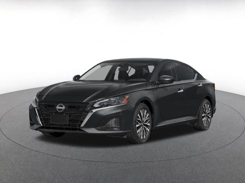 Used 2026 Nissan Altima 2.5 SV FWD image 3