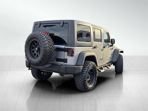 Used 2018 Jeep Wrangler Unlimited Sport S image 4
