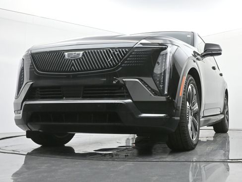 New 2025 Cadillac Escalade IQ Sport 2 image 15