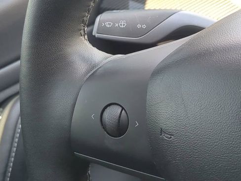 Used 2020 Tesla Model 3 Long Range AWD/4WD image 27