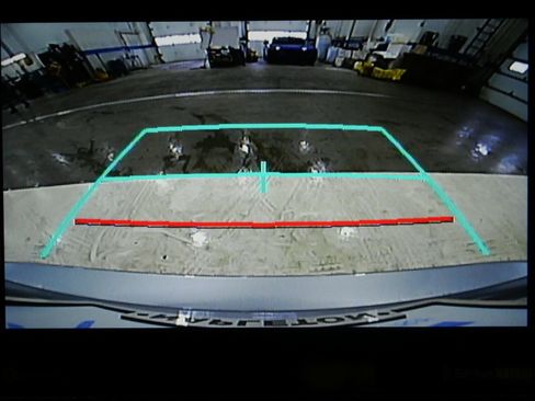 Used 2023 Toyota Camry SE image 18