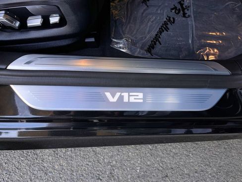 Used 2018 BMW M760i xDrive w/ Luxury Rear Seating Package AWD/4WD image 36