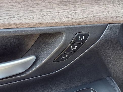 Certified 2024 Toyota Grand Highlander Platinum AWD/4WD image 16