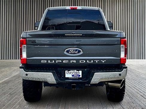 Used 2017 Ford F250 Lariat w/ Lariat Ultimate Package image 4