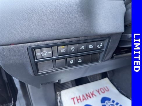 Used 2023 Toyota Tundra Limited image 17