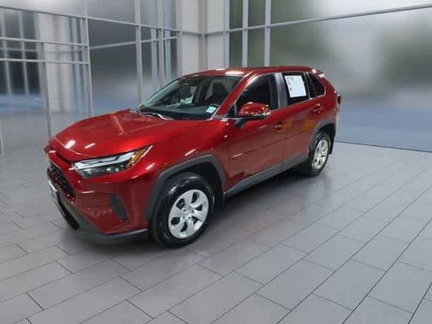 Certified 2023 Toyota RAV4 LE AWD/4WD image 4