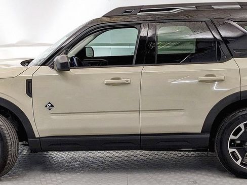 Certified 2024 Ford Bronco Sport Outer Banks AWD/4WD image 5