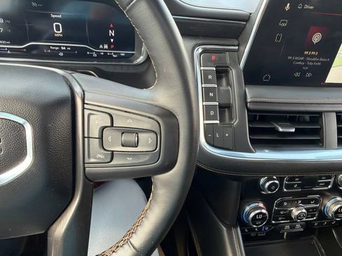 Used 2023 GMC Yukon AT4 w/ AT4 Premium Plus Package AWD/4WD image 34
