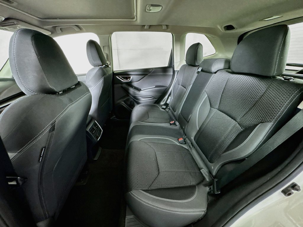 Used 2019 Subaru Forester Premium AWD/4WD image 24
