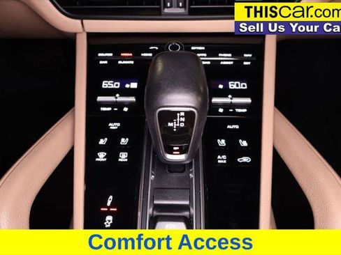 Used 2021 Porsche Cayenne Coupe AWD/4WD image 19