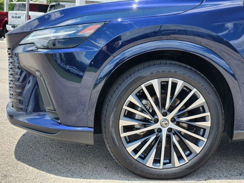 Used 2023 Lexus RX 350 Premium Plus w/ Cold Area Package FWD image 9