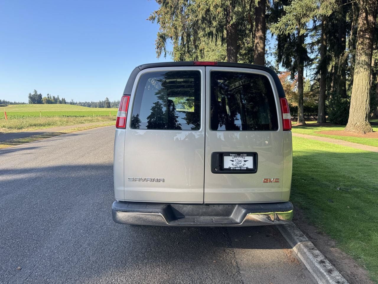 Used 2008 GMC Savana 2500 RWD image 4