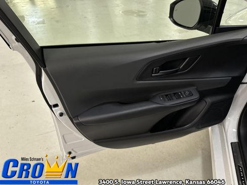 New 2026 Toyota Prius LE image 17