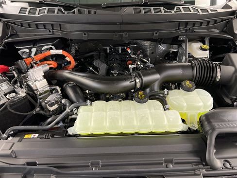 New 2025 Ford F150 Platinum w/ Equipment Group 703A Plus image 44