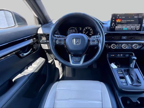 Used 2024 Honda CR-V Sport Touring image 5