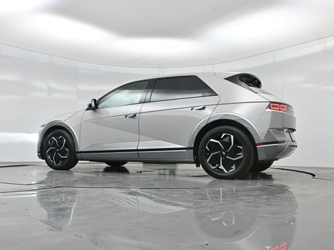 Used 2024 Hyundai Ioniq 5 Limited image 52