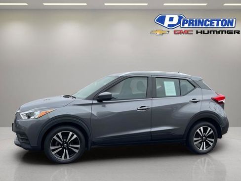 Used 2020 Nissan Kicks SV FWD image 4