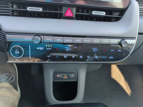 New 2026 Hyundai Ioniq 5 SEL image 18