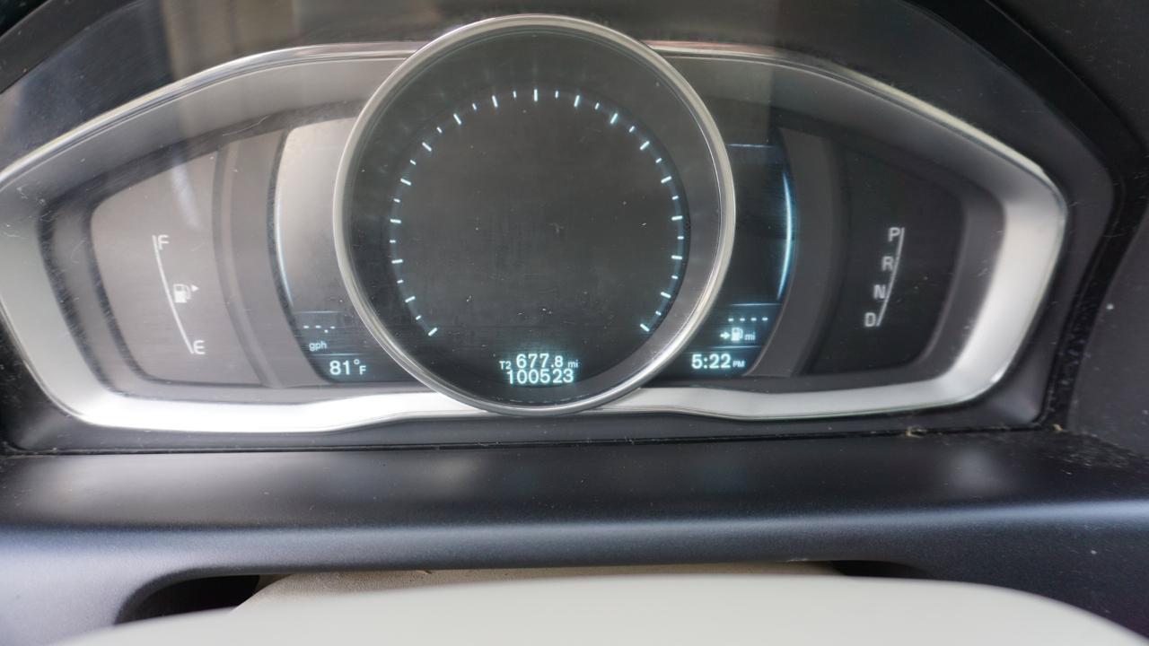 Used 2015 Volvo XC60 T5 Platinum AWD/4WD image 18