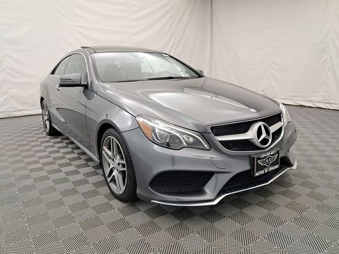 Used 2017 Mercedes-Benz E 400 4MATIC Coupe image 2