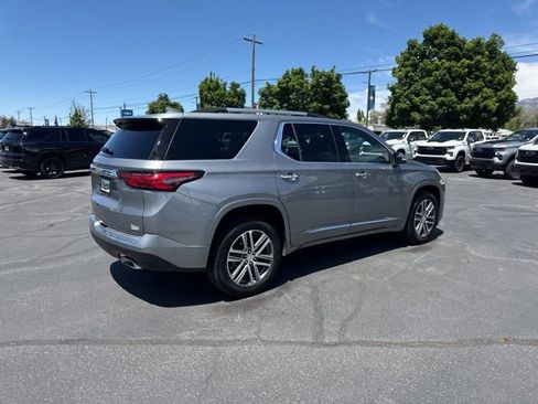 Used 2024 Chevrolet Traverse High Country w/ LPO, Floor Liner Package AWD/4WD image 7