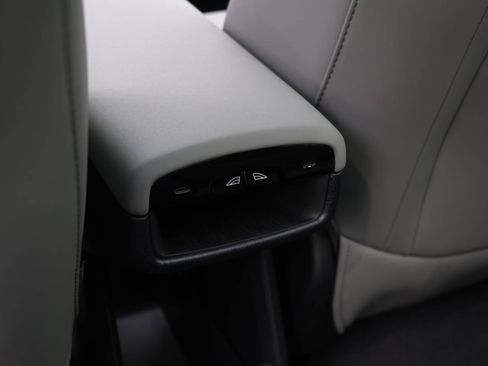 New 2026 Volvo EX30 Cross Country Ultra image 14