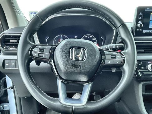 Certified 2023 Honda Pilot Touring image 22