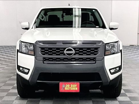 New 2025 Nissan Frontier SV w/ SV Convenience Package image 16