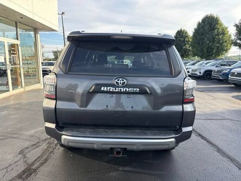 Used 2020 Toyota 4Runner TRD Off-Road Premium w/ Moonroof Package AWD/4WD image 6