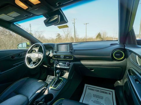 Used 2020 Hyundai Kona Limited image 15