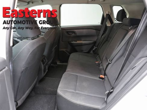 Used 2024 Nissan Rogue S AWD/4WD image 22