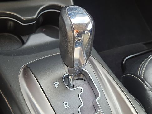 Used 2020 Dodge Journey Crossroad w/ Popular Equipment Group image 30