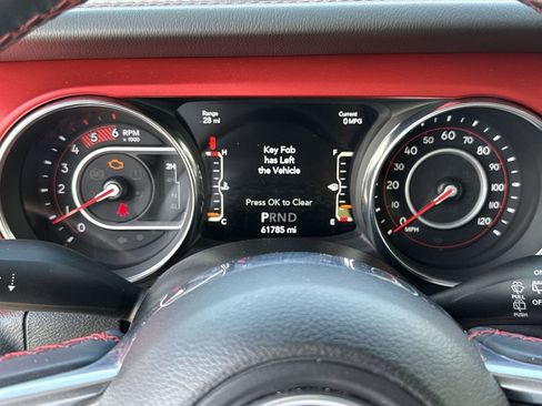 Used 2021 Jeep Wrangler Unlimited Rubicon AWD/4WD image 24
