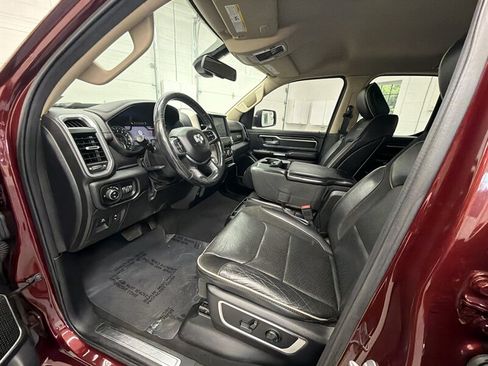 Used 2019 RAM 1500 Laramie AWD/4WD image 10