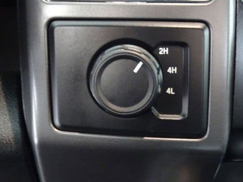 Used 2019 Ford F150 XLT w/ Equipment Group 302A Luxury image 12