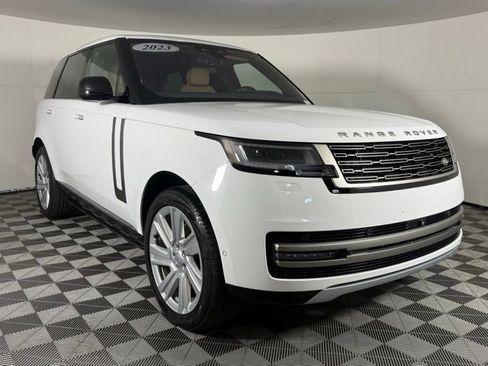 Used 2023 Land Rover Range Rover SE image 10