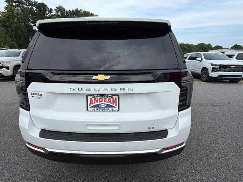 New 2026 Chevrolet Suburban LT w/ Comfort Package RWD image 9