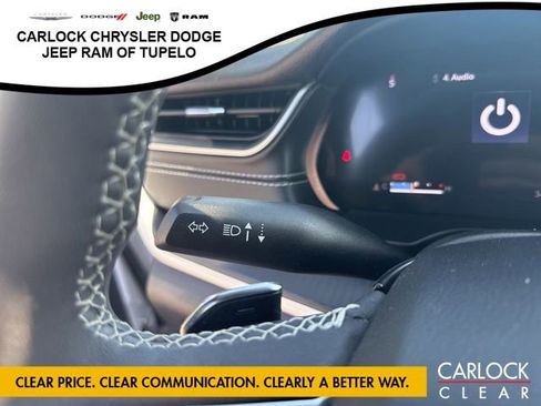 Used 2023 Jeep Grand Cherokee L Laredo AWD/4WD image 15