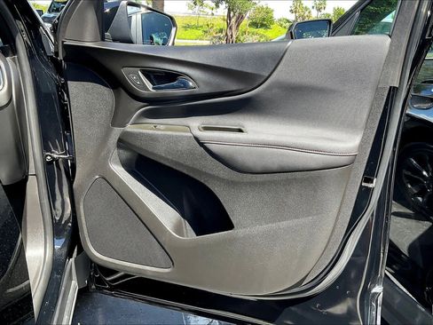 Used 2024 Chevrolet Equinox RS image 23