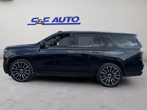 Used 2025 Chevrolet Tahoe High Country AWD/4WD image 2