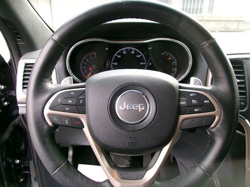 Used 2015 Jeep Grand Cherokee Limited image 19
