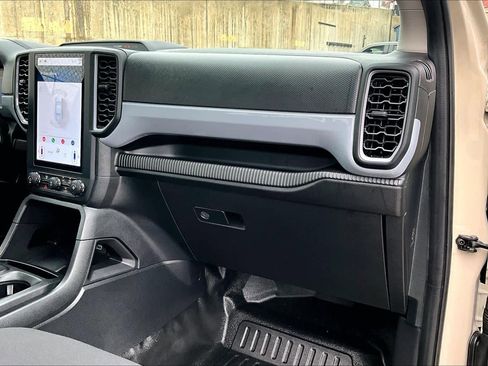 Used 2025 Ford Ranger XL image 18