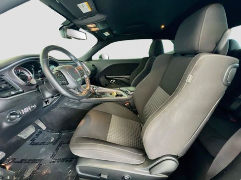 Used 2020 Dodge Challenger GT w/ Driver Convenience Group RWD image 5