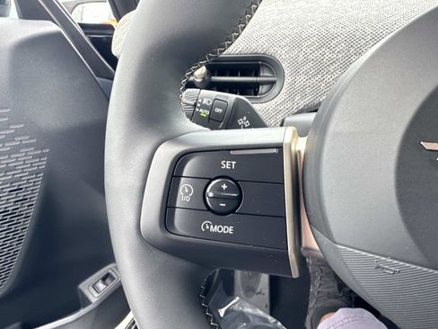 Used 2025 MINI Cooper S image 11