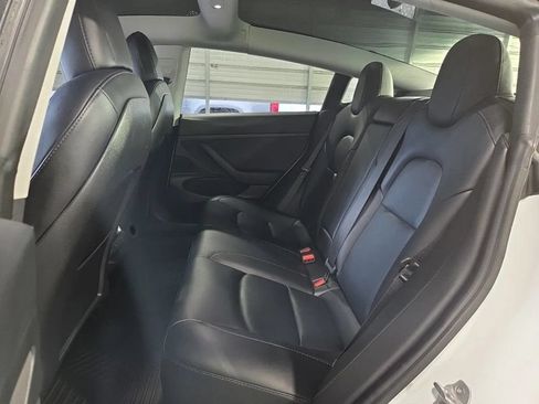 Used 2021 Tesla Model 3 Standard Range Plus RWD image 6