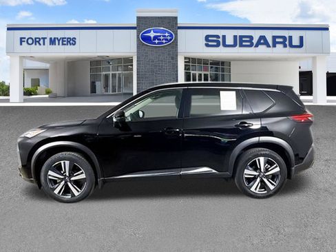 Used 2023 Nissan Rogue SL AWD/4WD image 6
