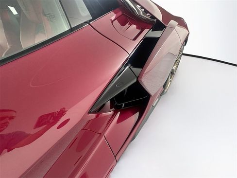 Used 2024 Lamborghini Revuelto image 32