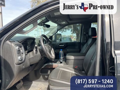 Used 2023 GMC Sierra 3500 Denali w/ Denali Ultimate Package image 6