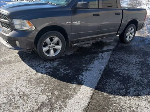 Used 2014 RAM 1500 Express image 8
